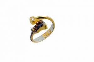 Silver Ring oxidized with gilding with cubic zirconia